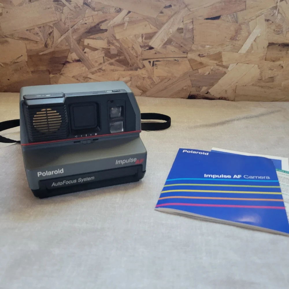 Polaroid Impulse AF Camera - Black and Gray - Picture 1 of 5